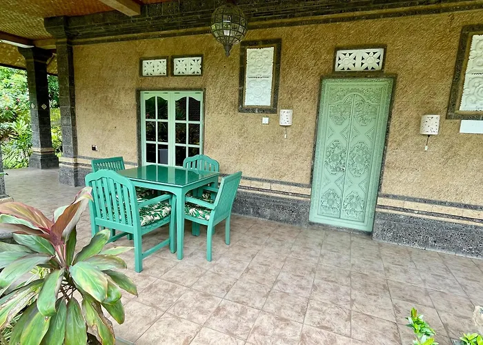 Dw Jungle - Resort Candidasa